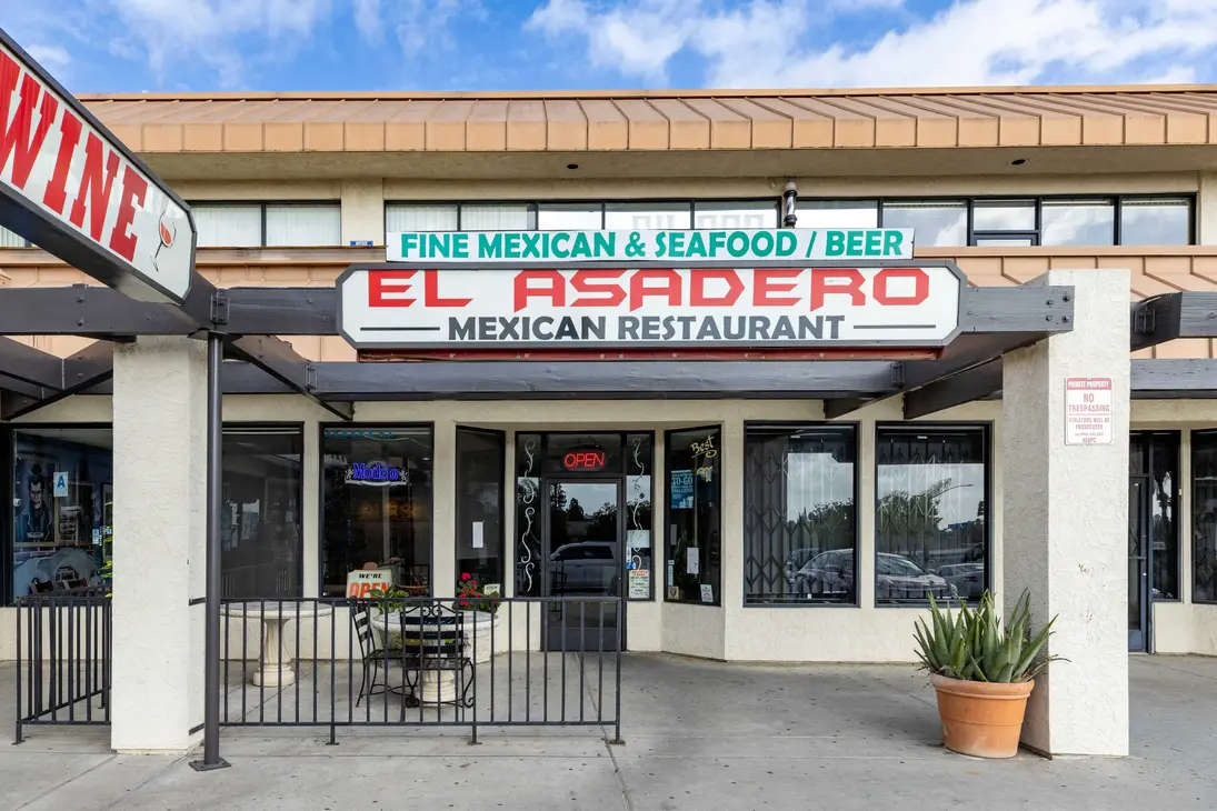 The front of El Asadero restaurant