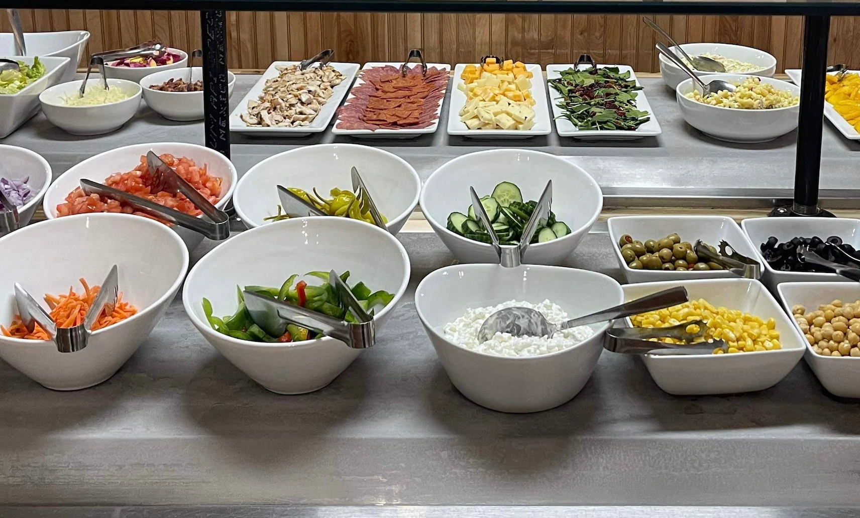 El Toro Salad Barr