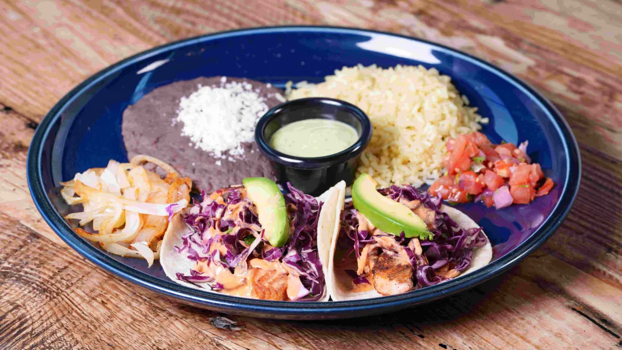 Salmon tacos
